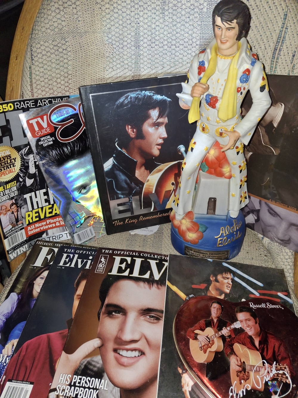 Elvis Presley Opened Figurine Home Art Photography Print